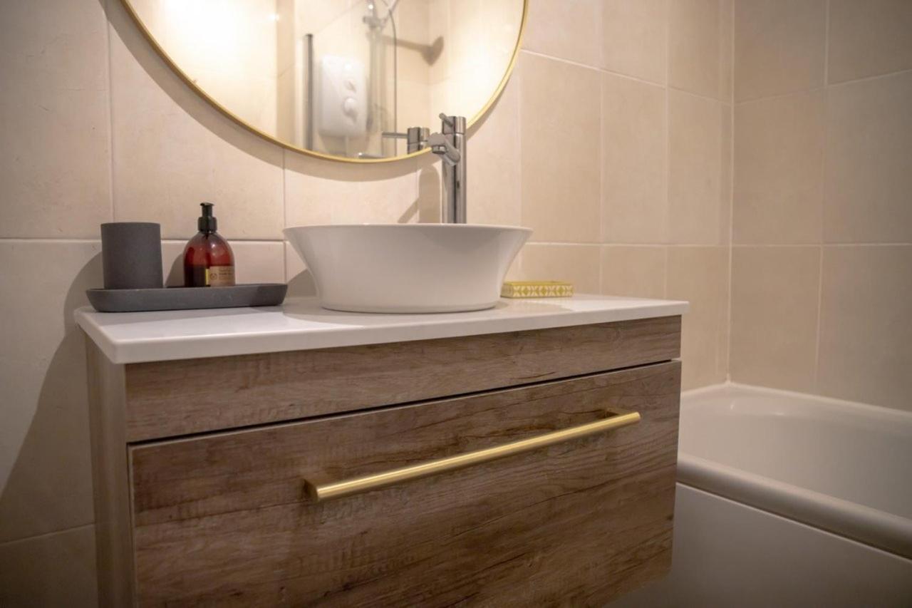 Guestready - Homely Leeds City Apartment Sleep 4 Meanwood Zewnętrze zdjęcie