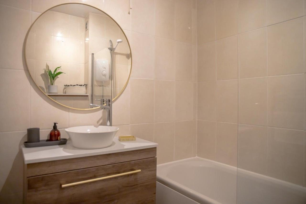 Guestready - Homely Leeds City Apartment Sleep 4 Meanwood Zewnętrze zdjęcie