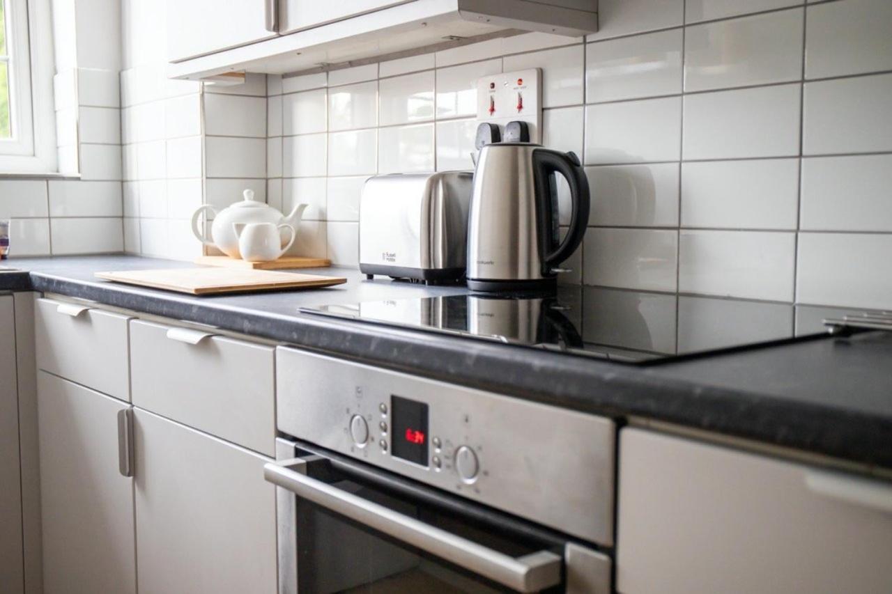 Guestready - Homely Leeds City Apartment Sleep 4 Meanwood Zewnętrze zdjęcie